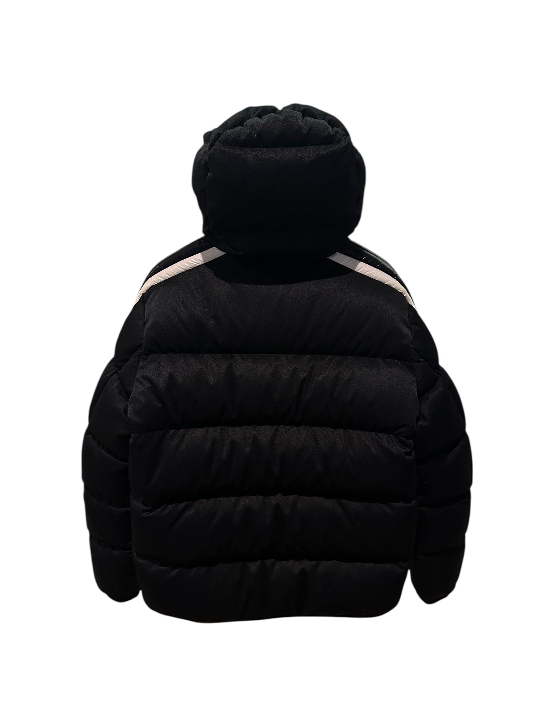Moncler Sanbesan